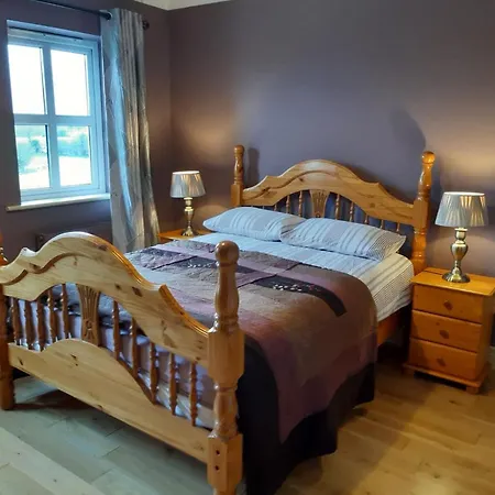 Whitethorn Lodge, Bed & Breakfast, Lackafinna-3